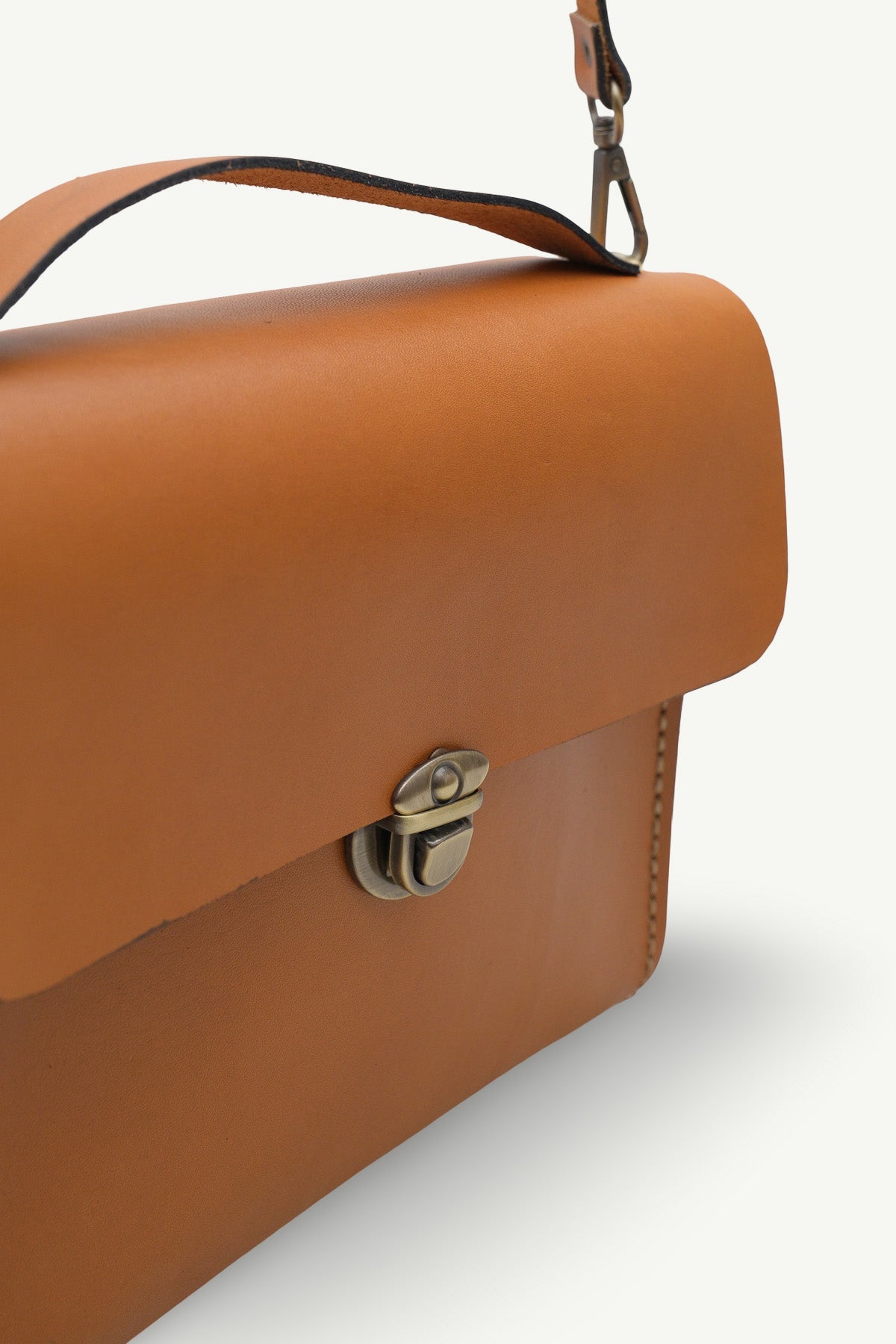 Hakiki Deri Kadın Çanta - KK22016